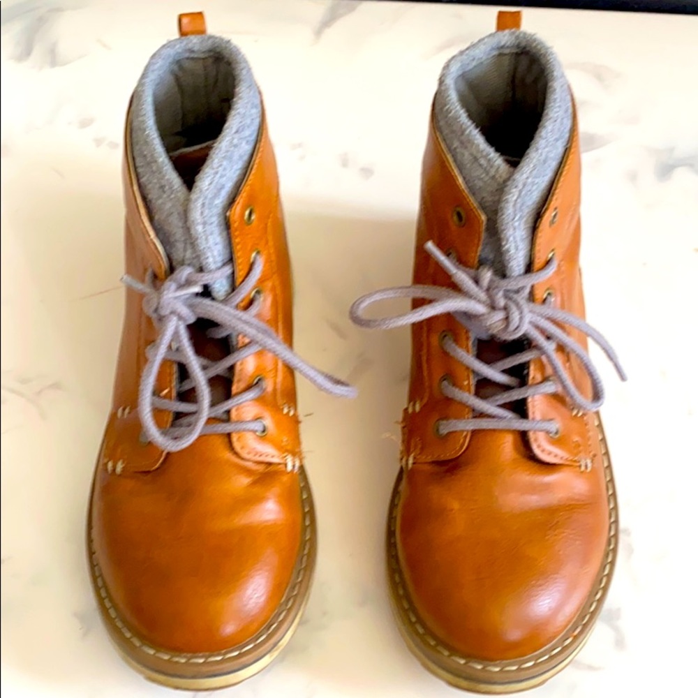 Boys old navy boots